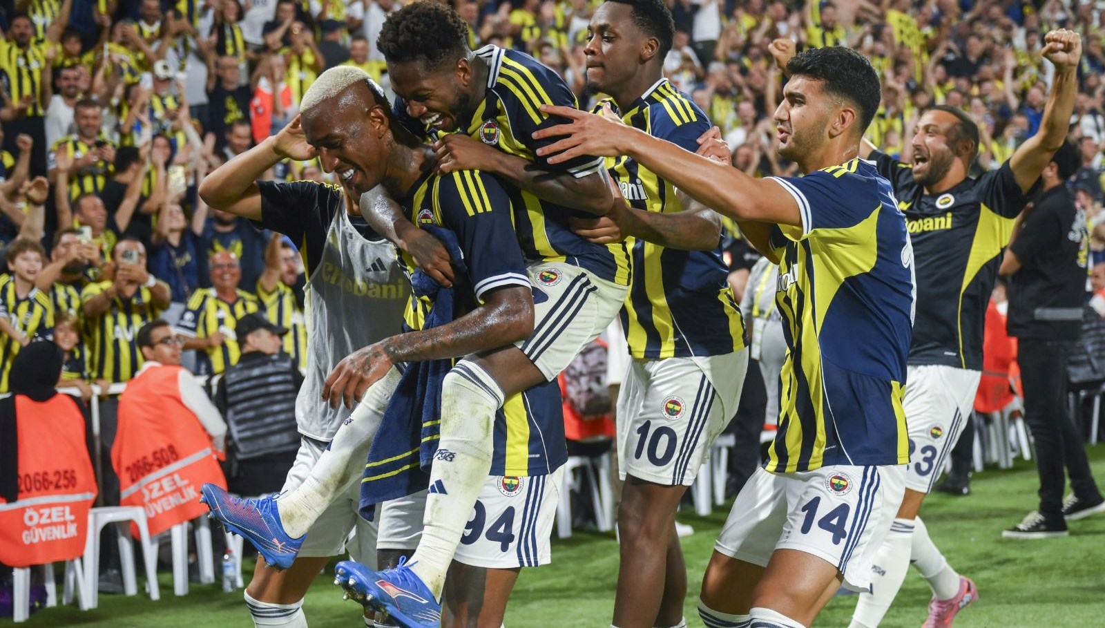 Tur geldi, kasa doldu: Fenerbahçe’ye dev gelir